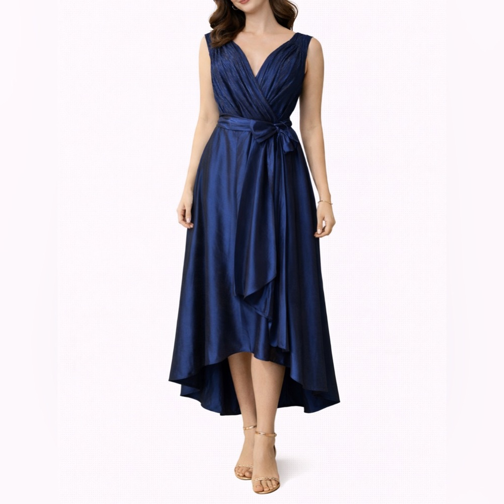 R & M Richards Gown Formal Dress 20W Sapphire Blue Party Wedding Cruise NEW